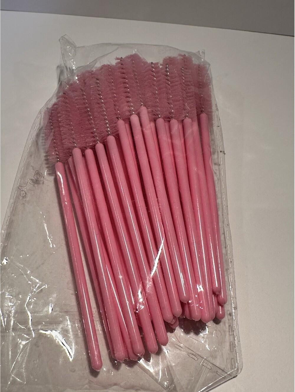 Heart Shape Disposable Wands Brushes Eyelash Extension 46 Pcs NEW
